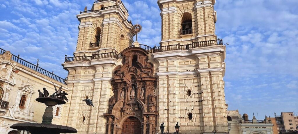 Iglesia San Francisco, Lima - Perú